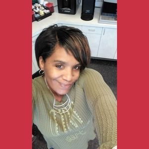 Meet your Posher, Lakeshia